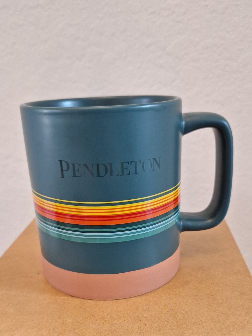 Pendletom Woolen Mills Forest Green With Stripe 18oz Mug